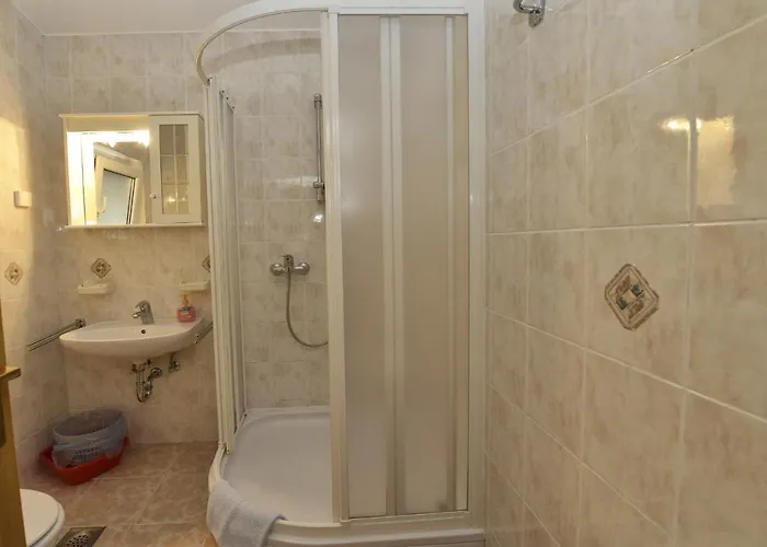 בית הארחה Sobe Ana Finida