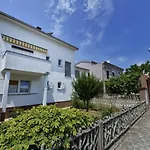 Guest house Sobe Ana Finida