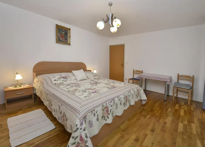 Sobe Ana Finida Konukevi 3*